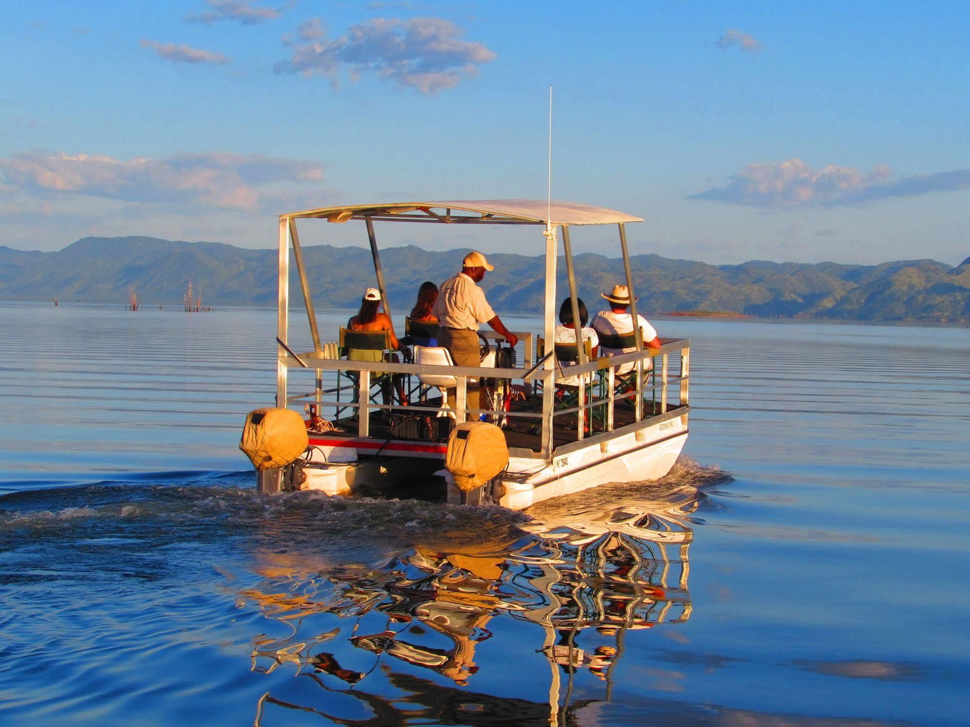 Changa Safari Camp Matusadona National Park ภายนอก รูปภาพ